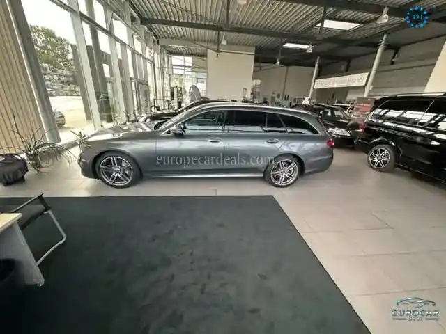 Mercedes-Benz E 400