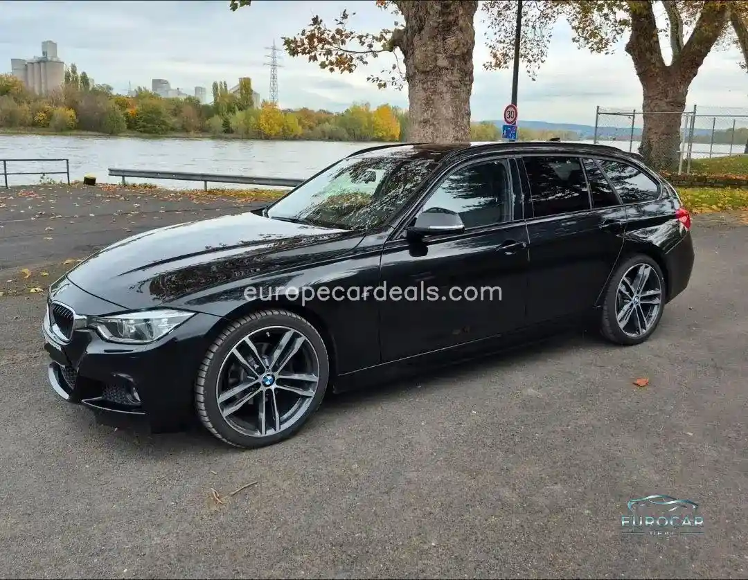 BMW 320
