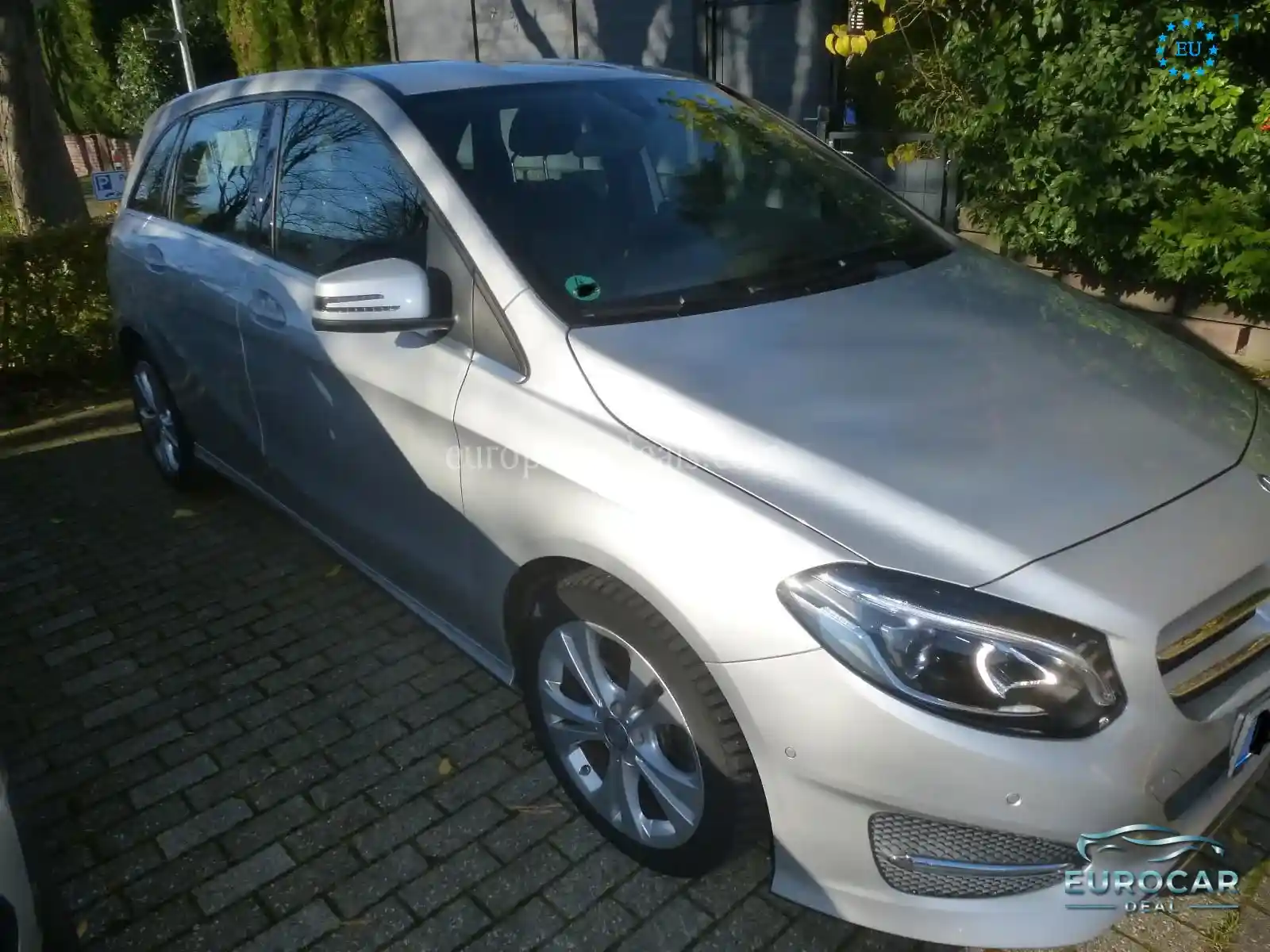 Mercedes-Benz B 200