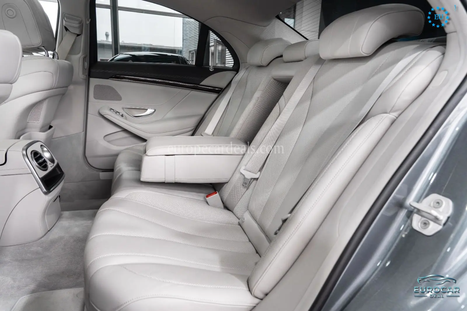 Mercedes-Benz S 400