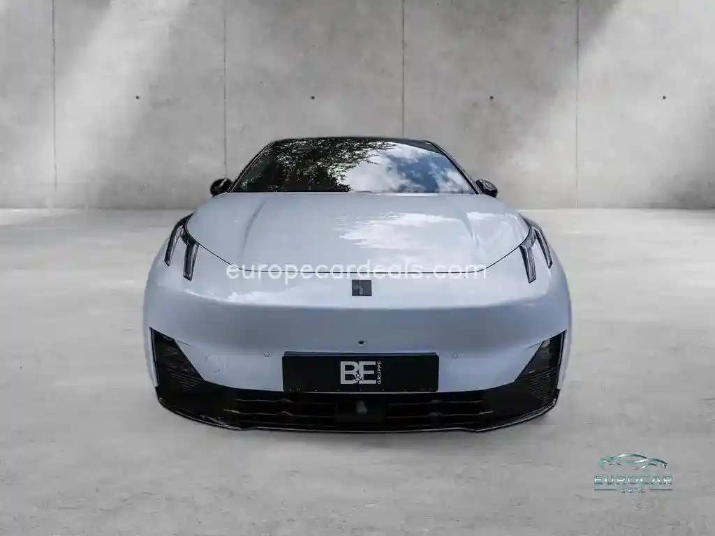 Lynk&Co 02