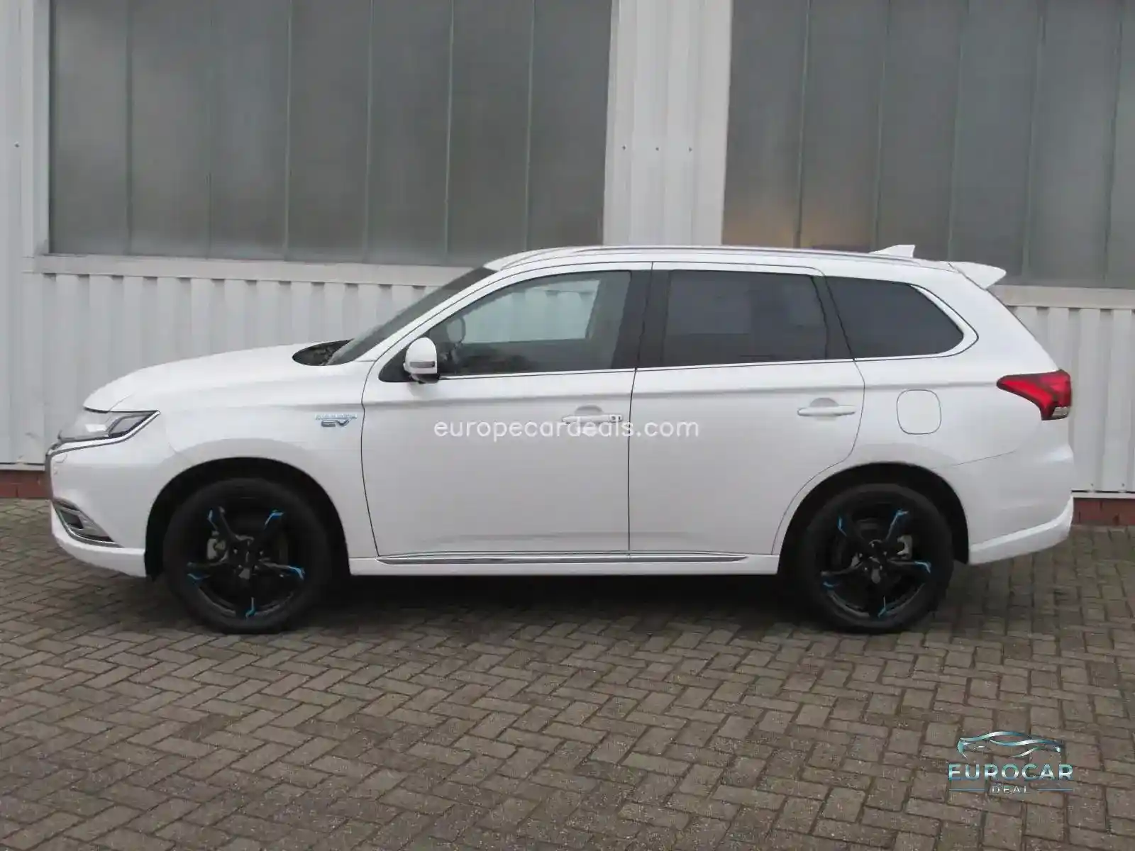 Mitsubishi Plug-in Hybrid Outlander