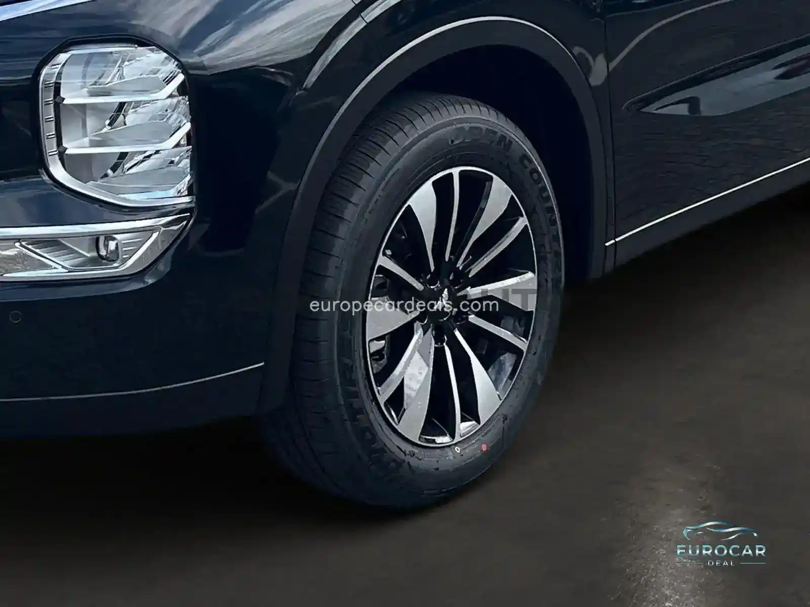 Mitsubishi Plug-in Hybrid Outlander