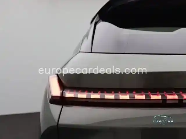 Lynk&Co 08