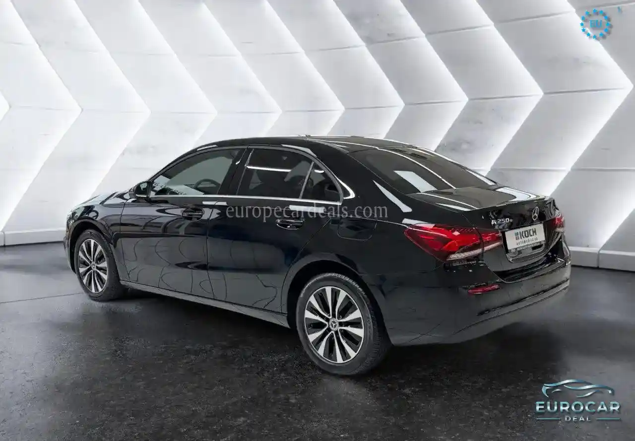 Mercedes-Benz A 250