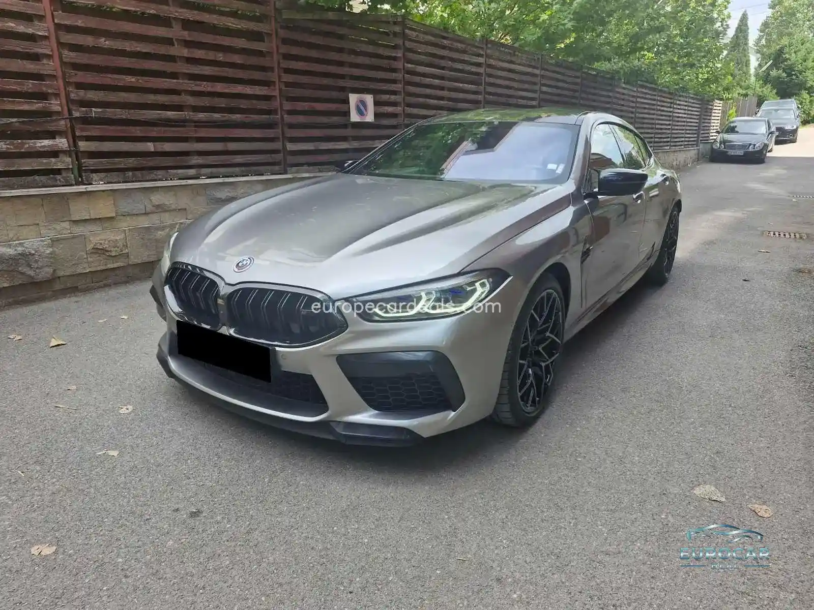 BMW M8