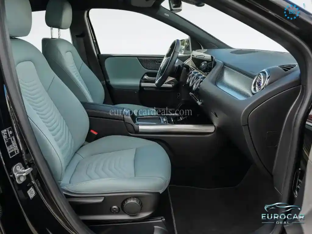 Mercedes-Benz B 220