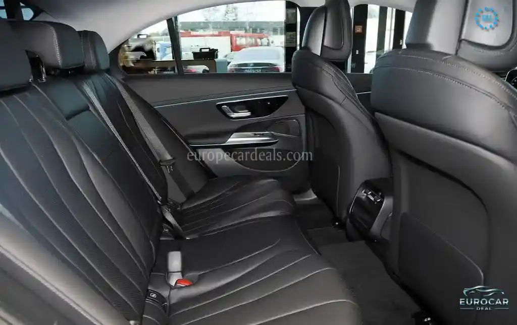 Mercedes-Benz E 200