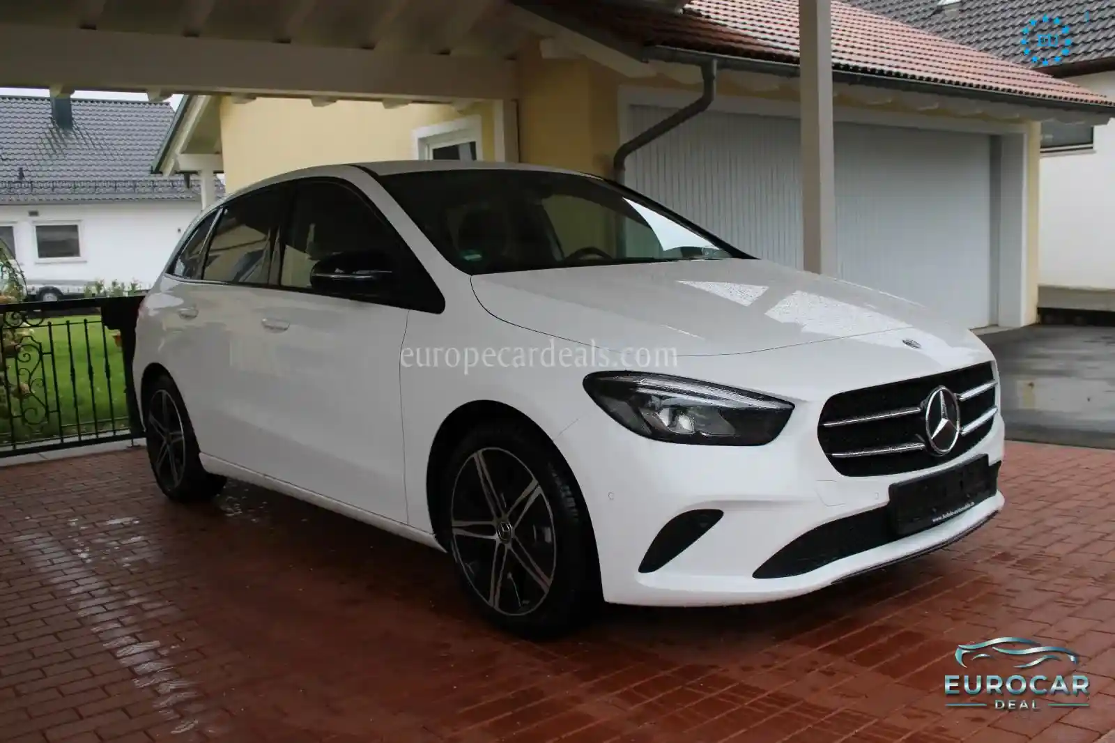 Mercedes-Benz B 200