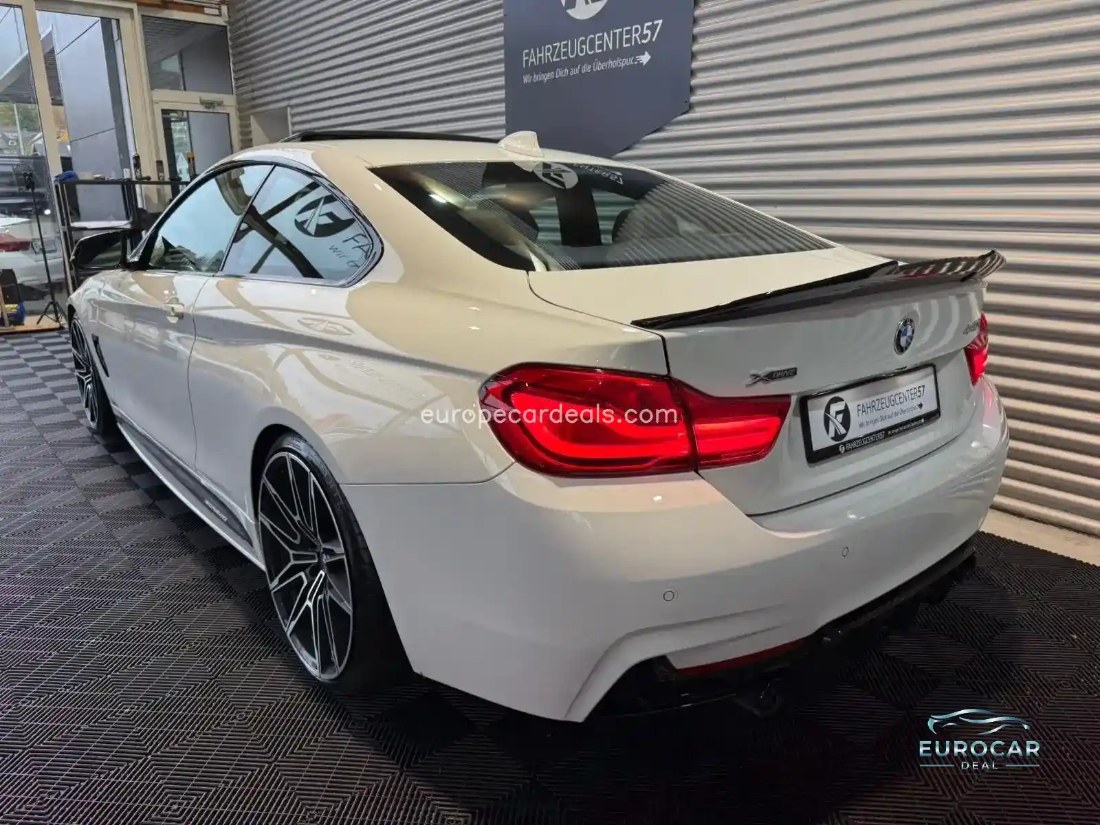 BMW 440