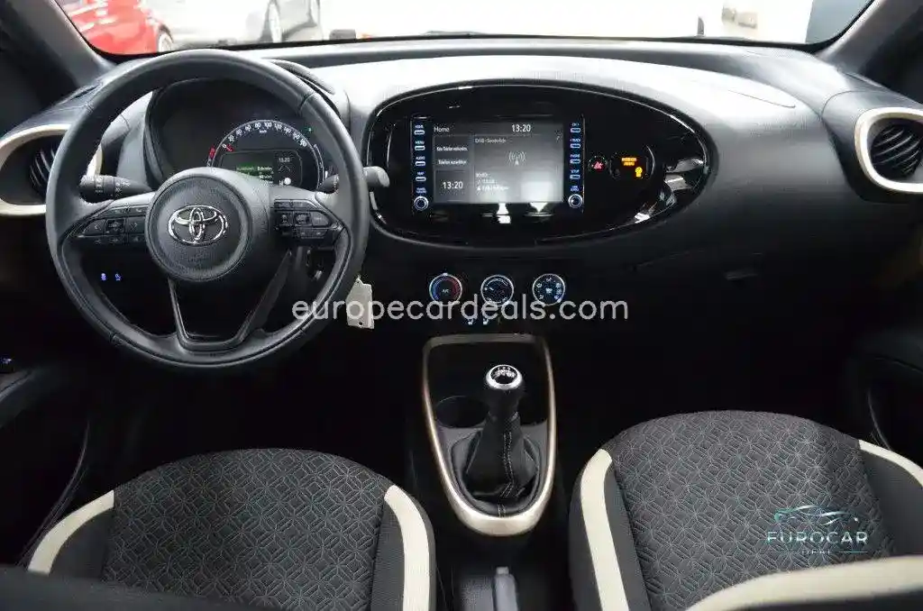 Toyota Aygo (X)