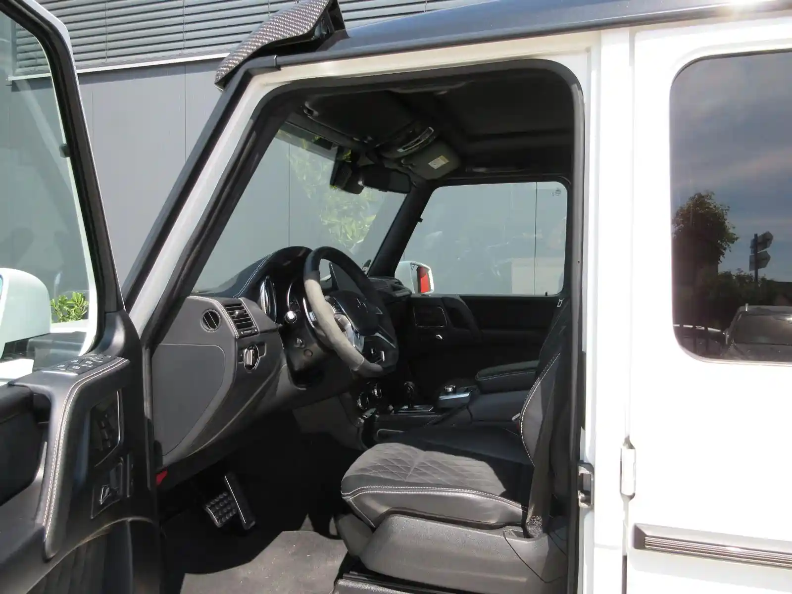 Mercedes-Benz G 500