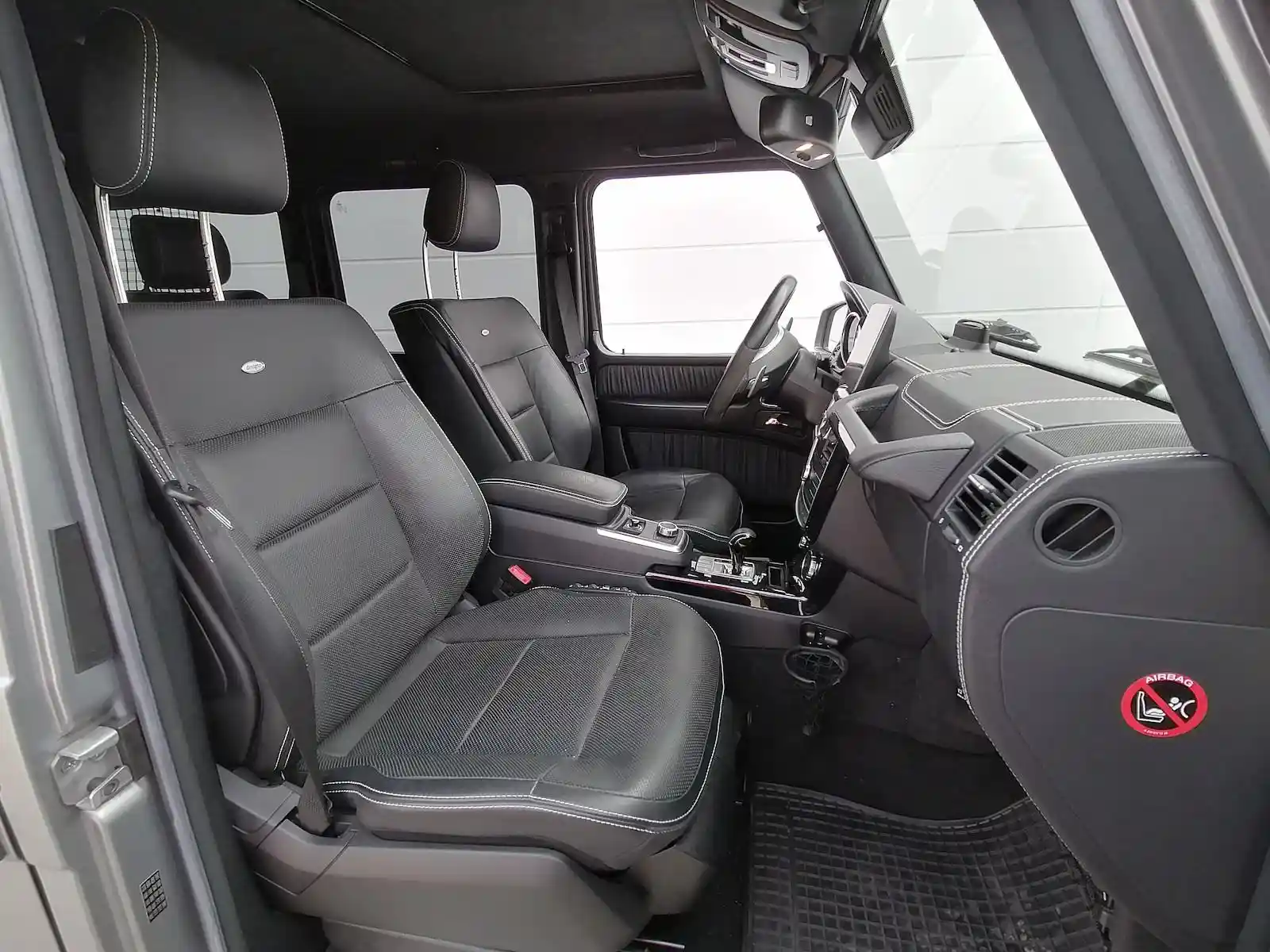 Mercedes-Benz G 500