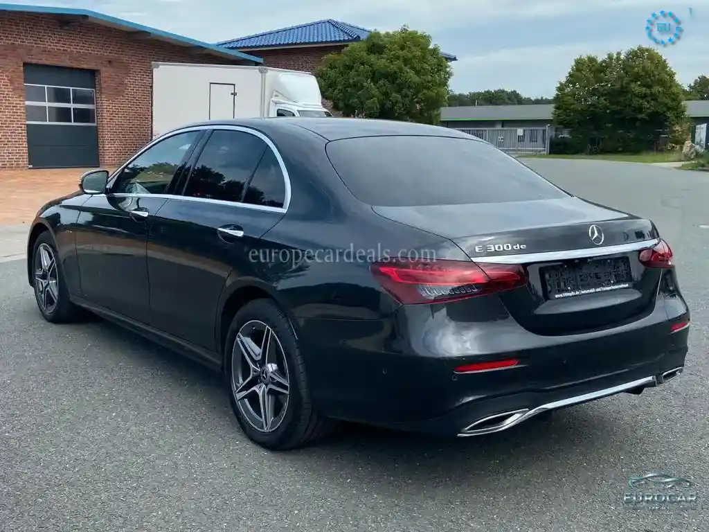 Mercedes-Benz E 300