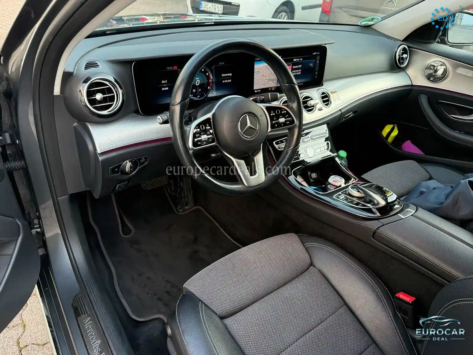 Mercedes-Benz E 200