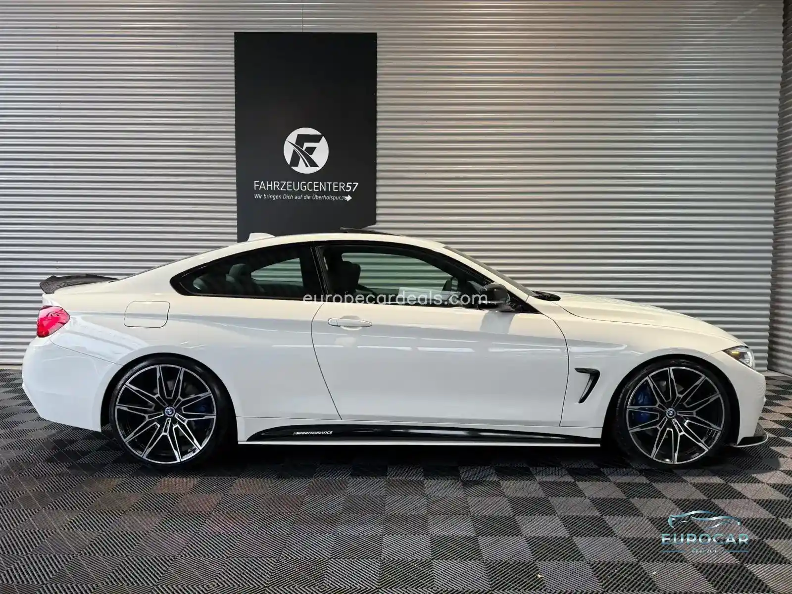 BMW 440