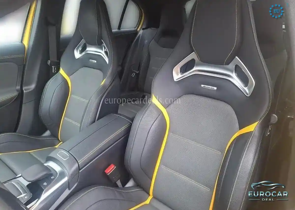 Mercedes-Benz A 45 AMG