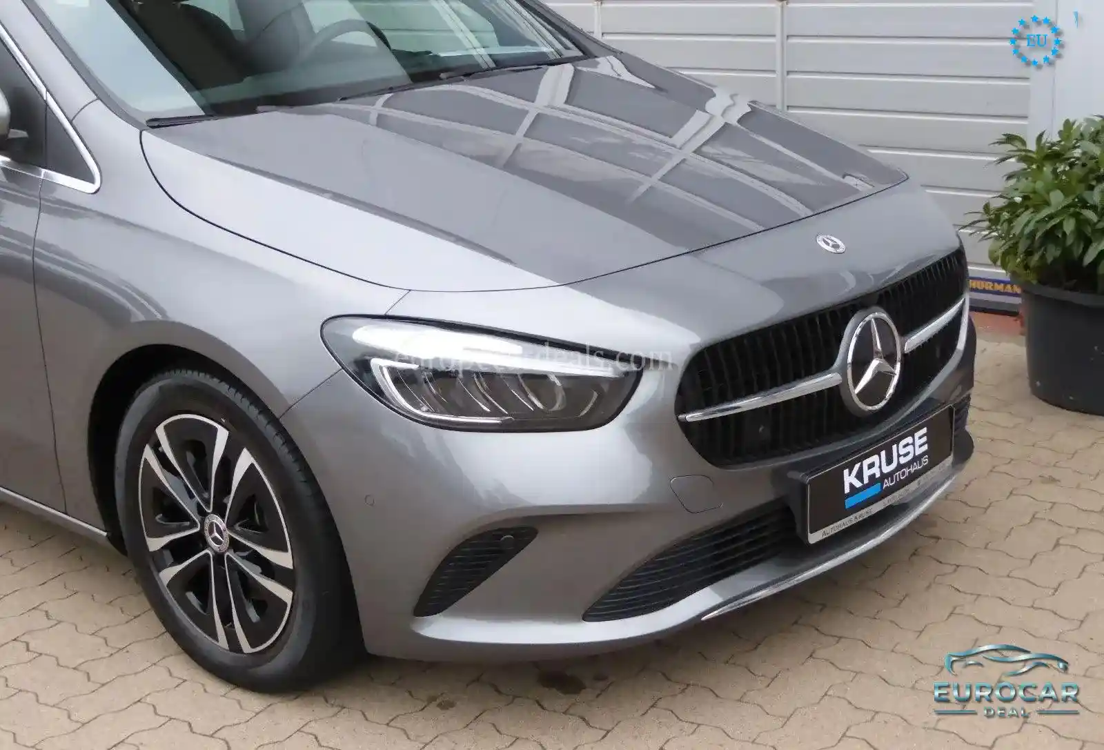 Mercedes-Benz B 200