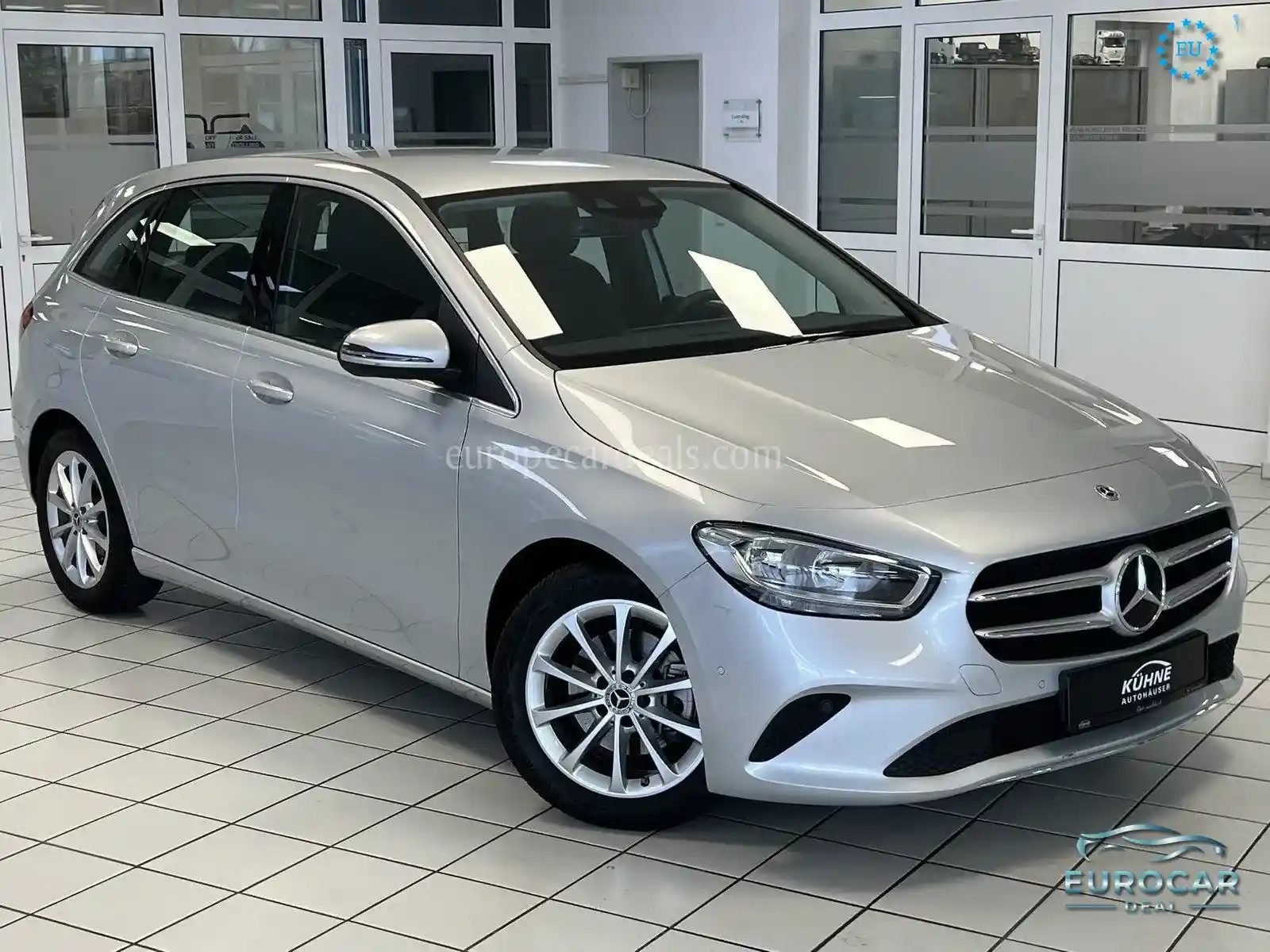 Mercedes-Benz B 180