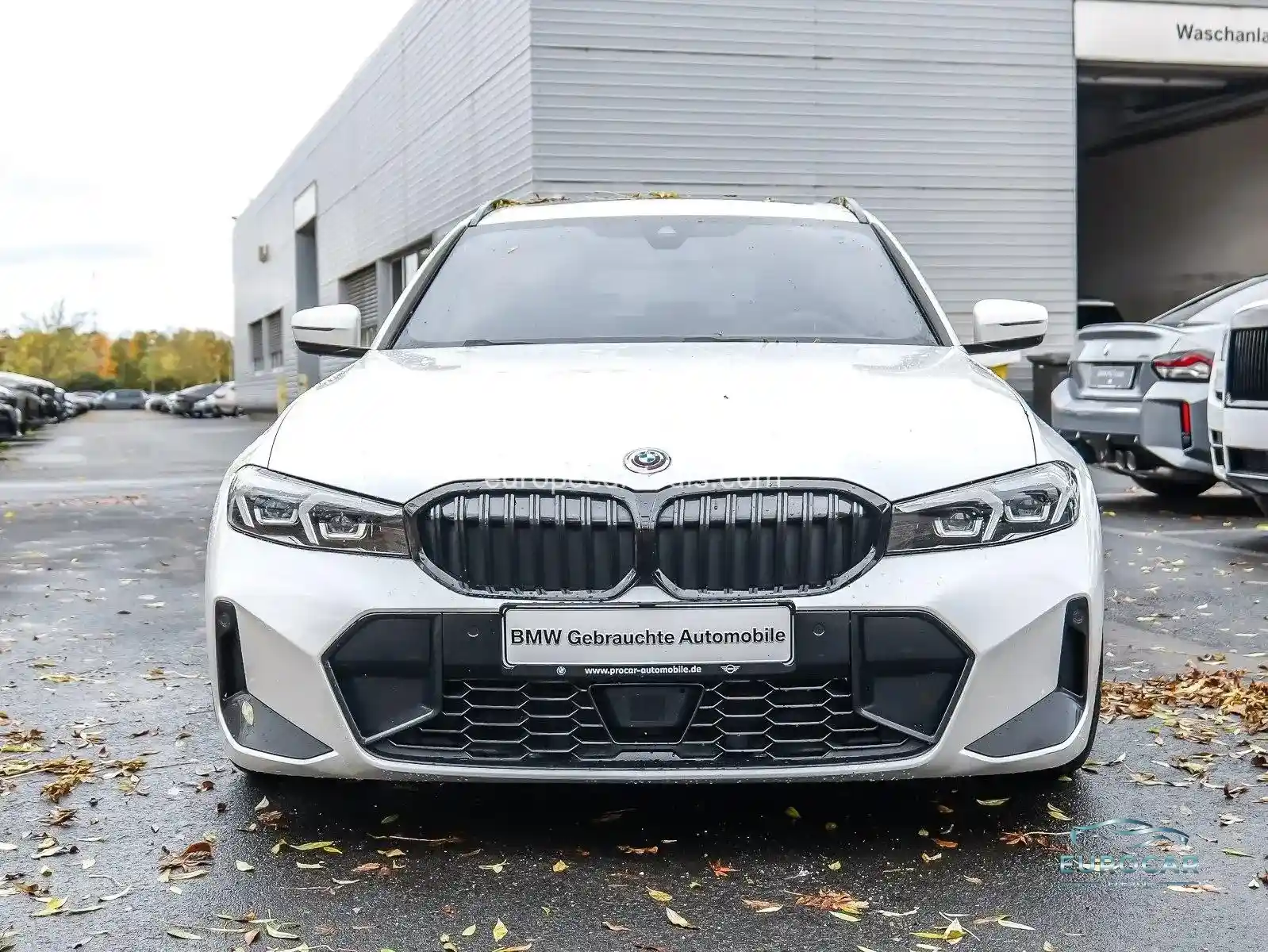 BMW 330