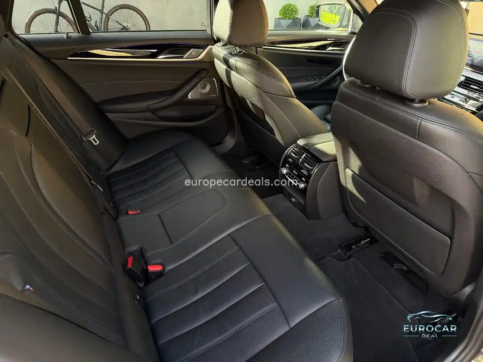 BMW M550