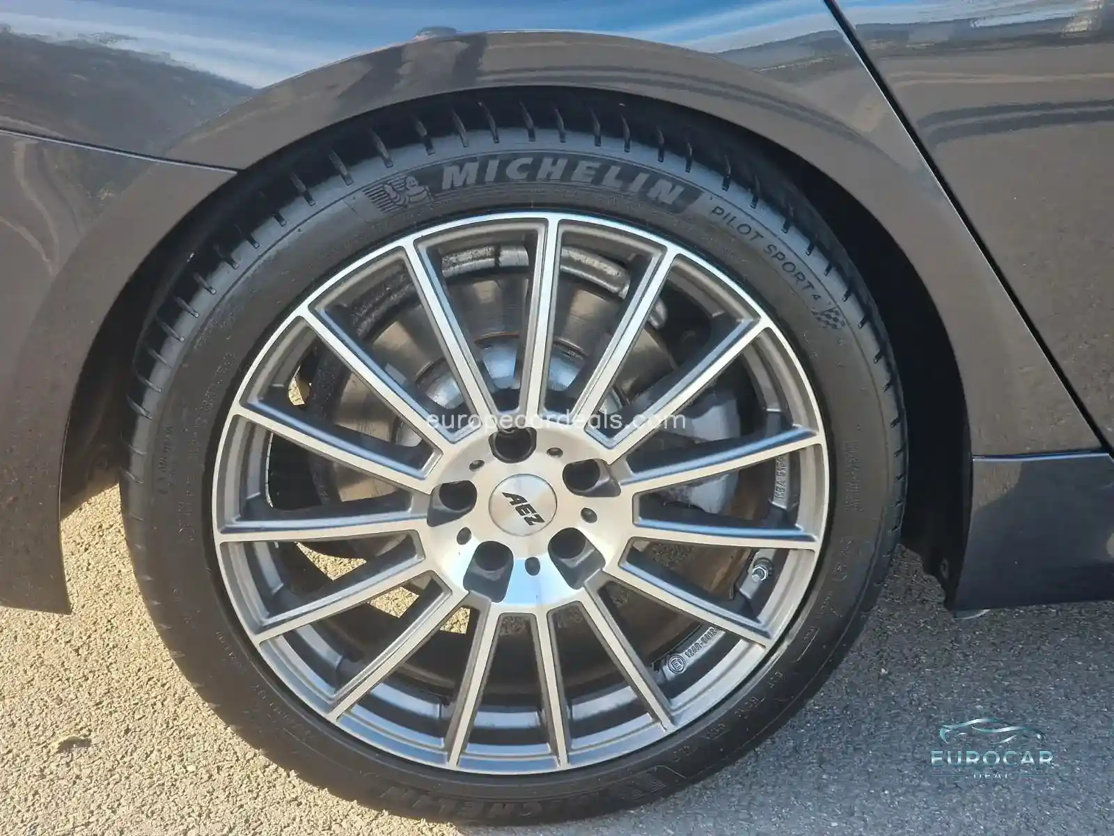 BMW 520