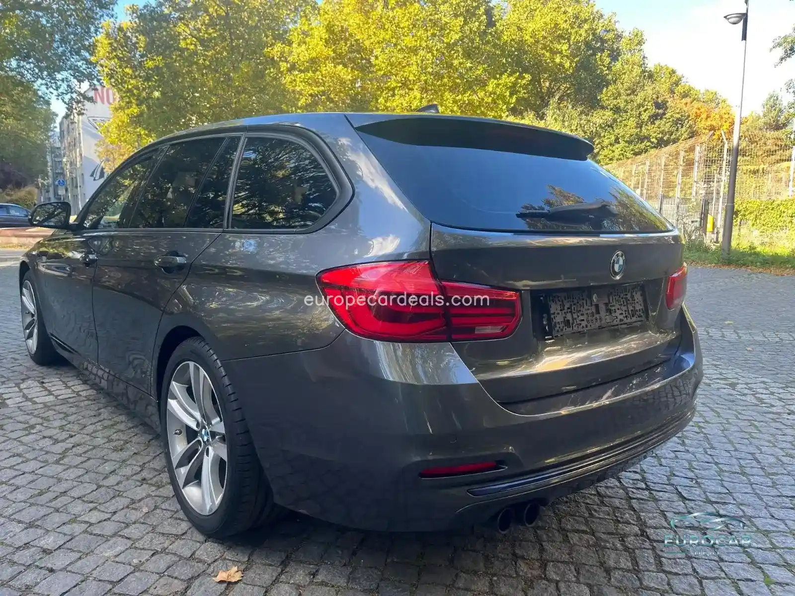 BMW 320