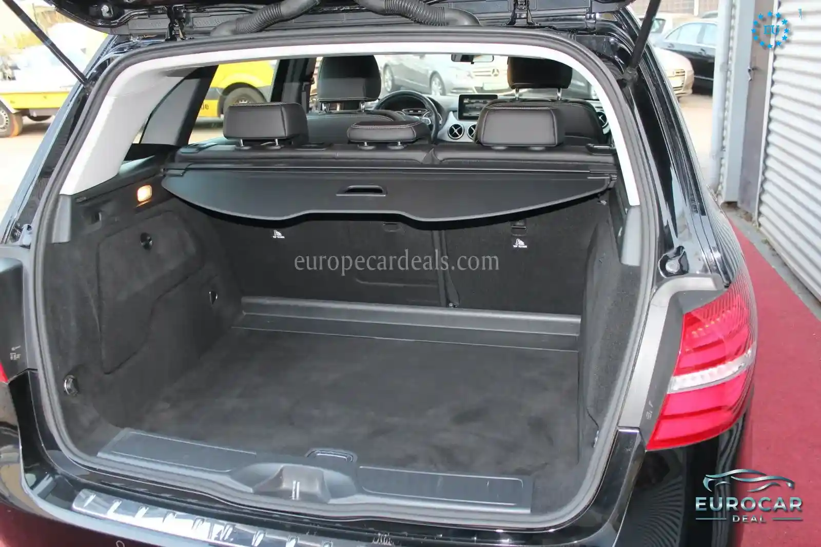 Mercedes-Benz B 200