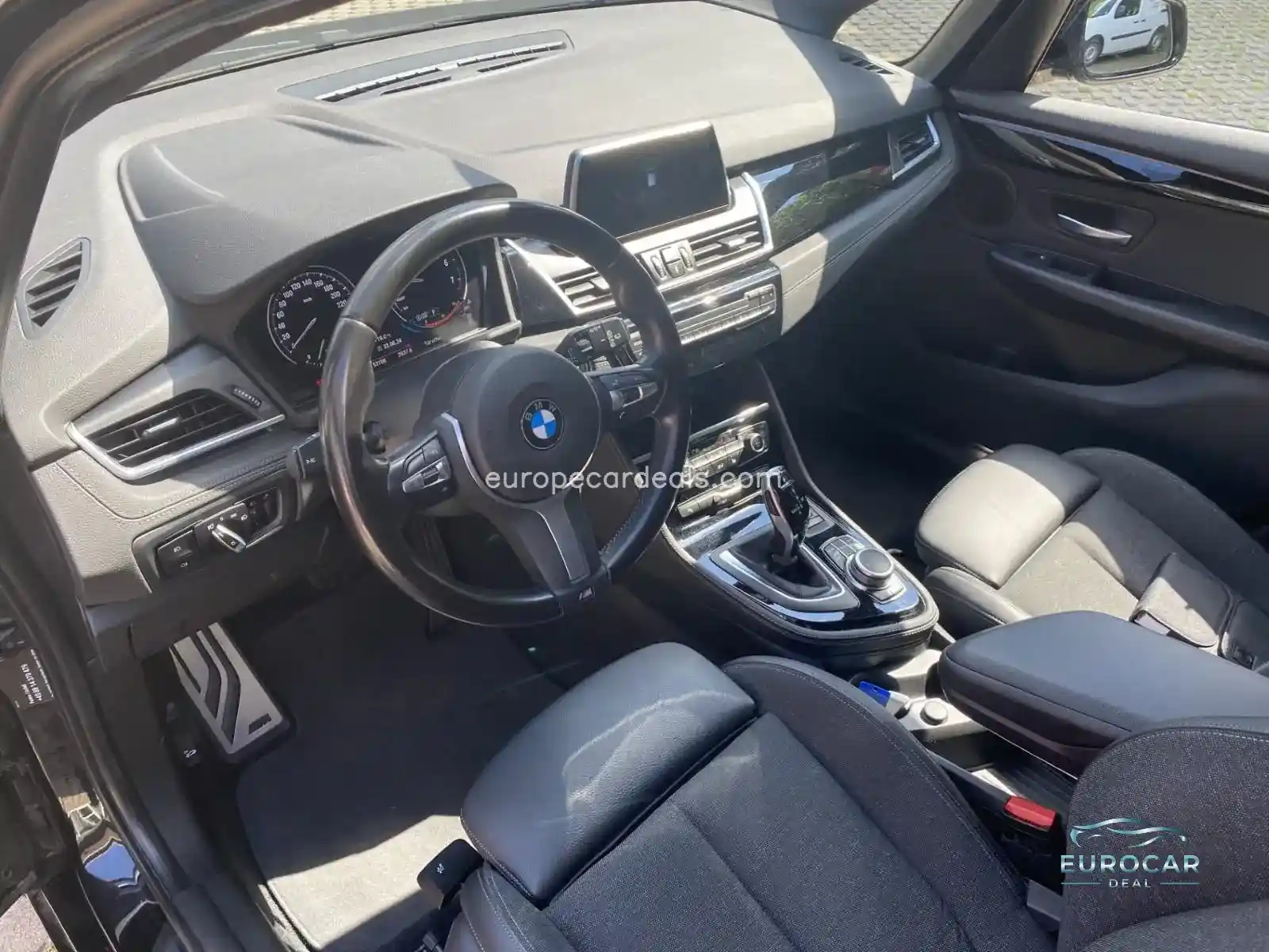 BMW 218