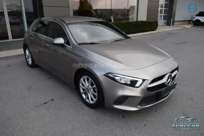 Mercedes-Benz A 200