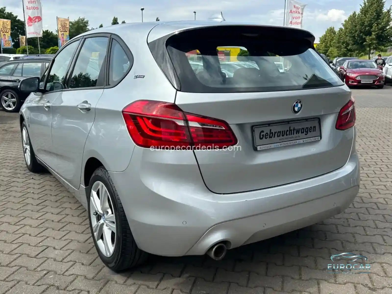 BMW 225