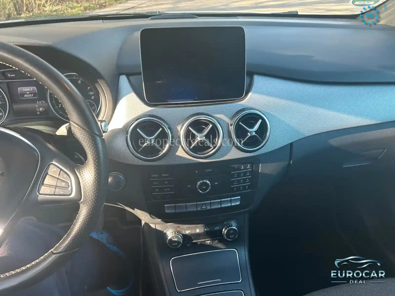Mercedes-Benz B 200