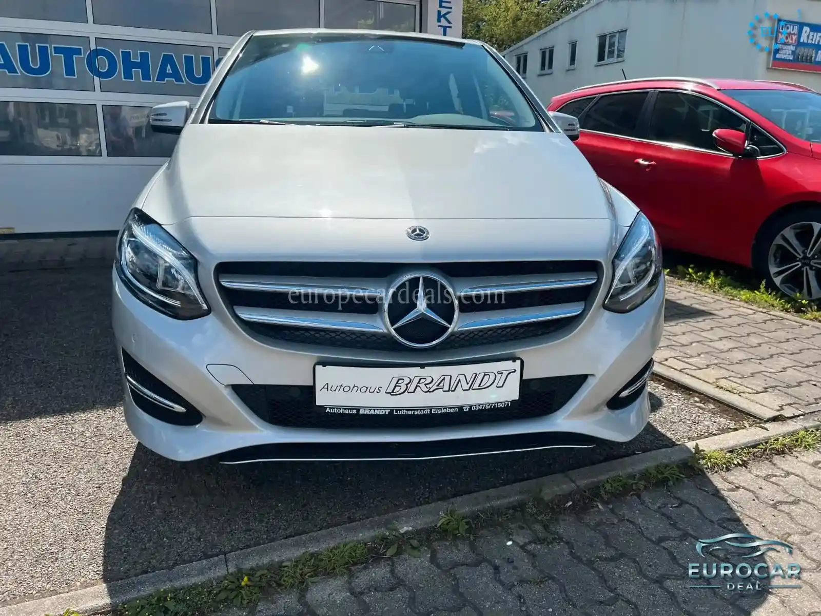 Mercedes-Benz B 200