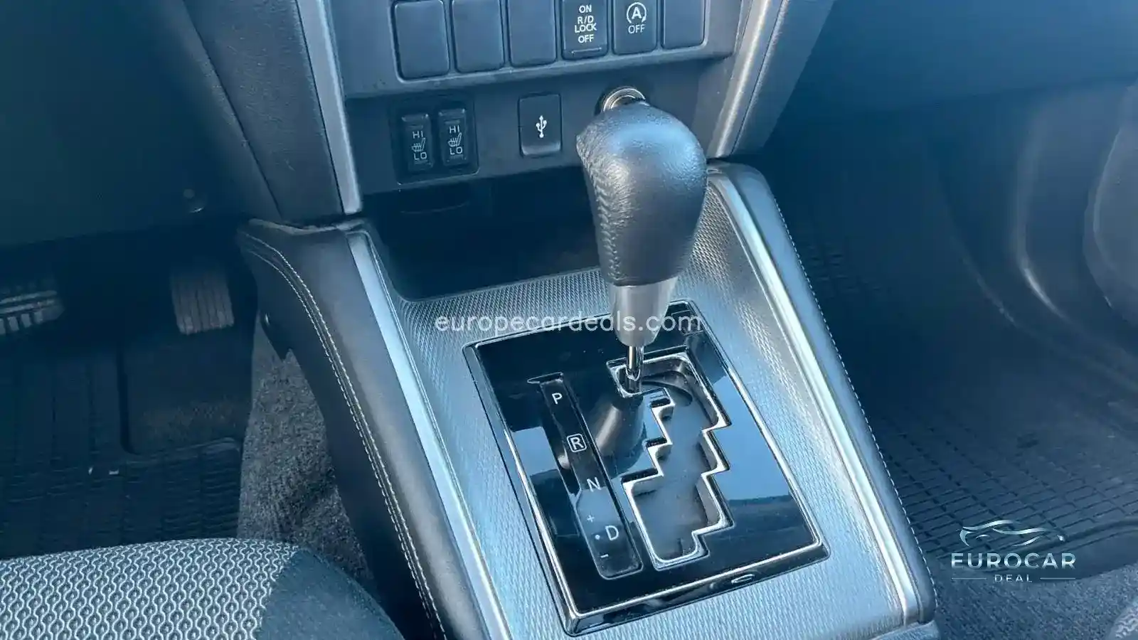 Mitsubishi L200