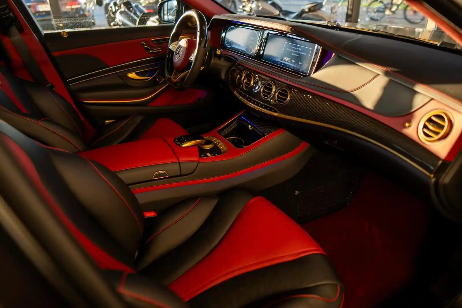 Mercedes-Benz S 65 AMG