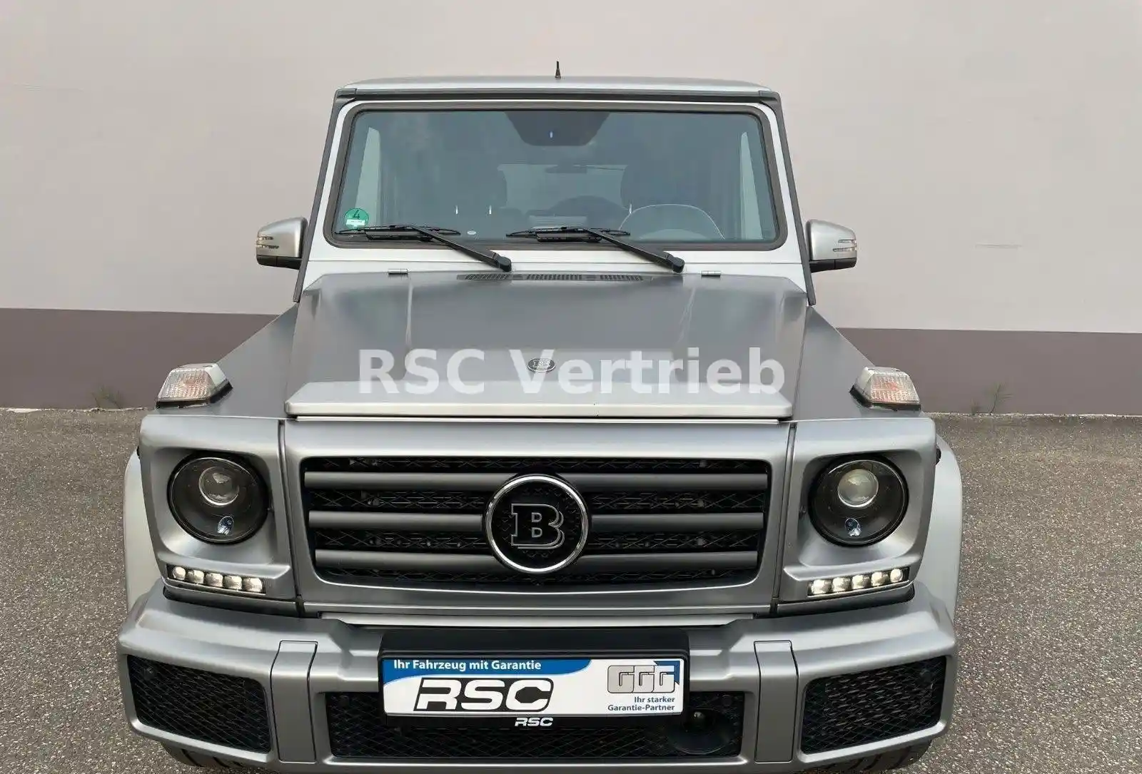 Mercedes-Benz G 500