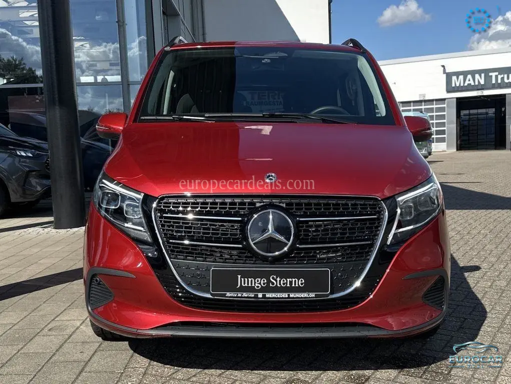 Mercedes-Benz V 220