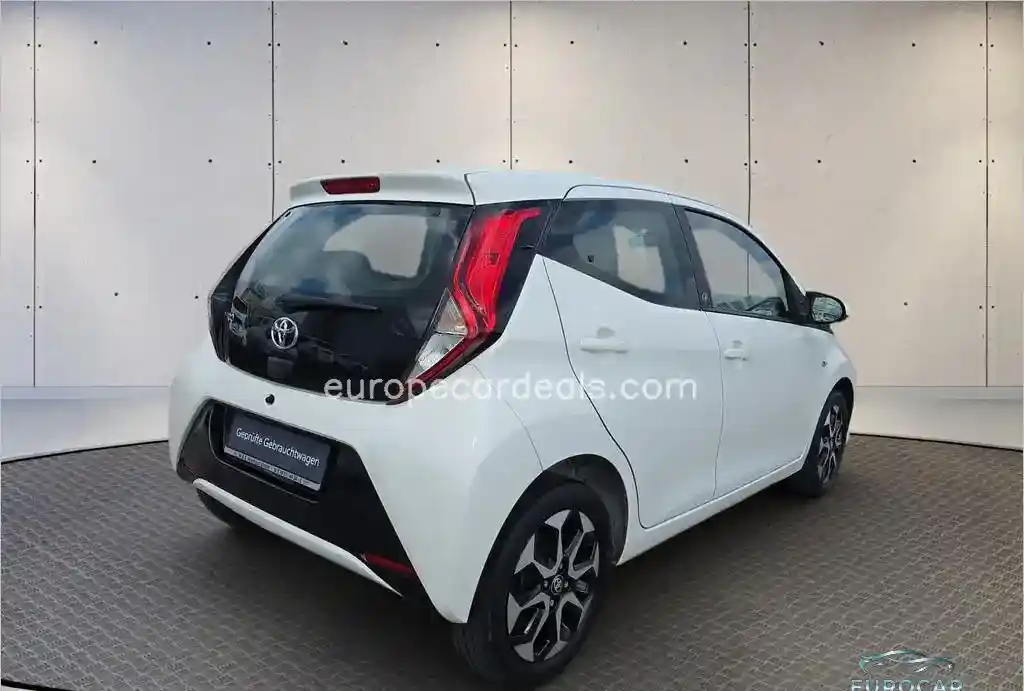 Toyota Aygo (X)