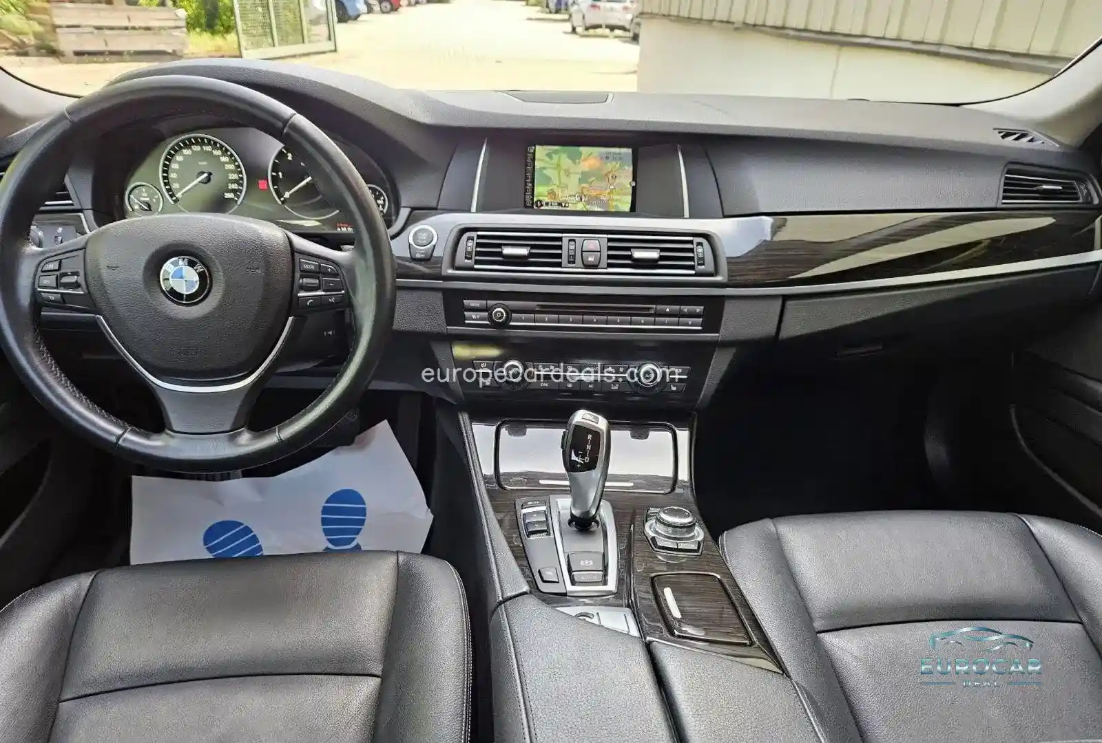 BMW 525