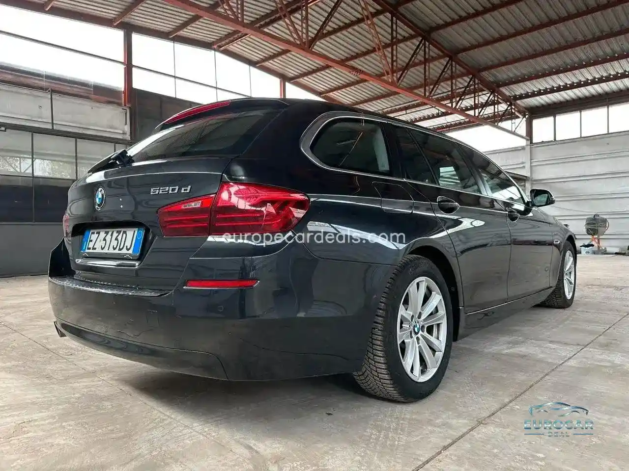BMW 518