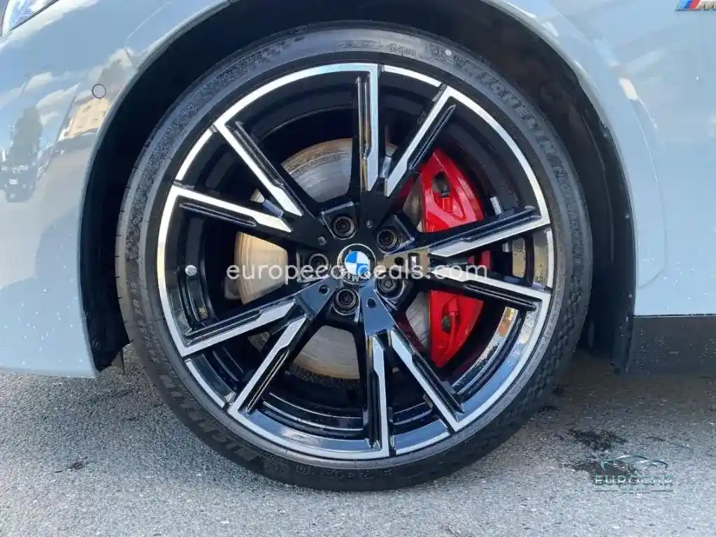 BMW M240i
