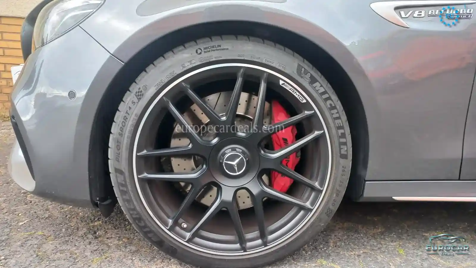 Mercedes-Benz E 63 AMG