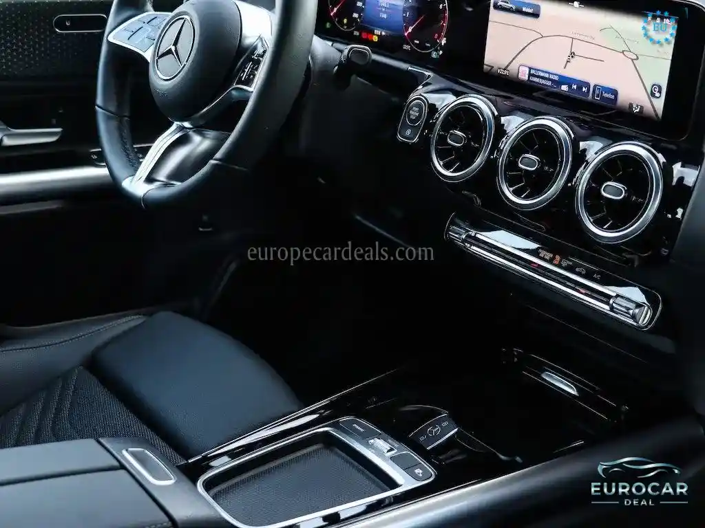 Mercedes-Benz B 200