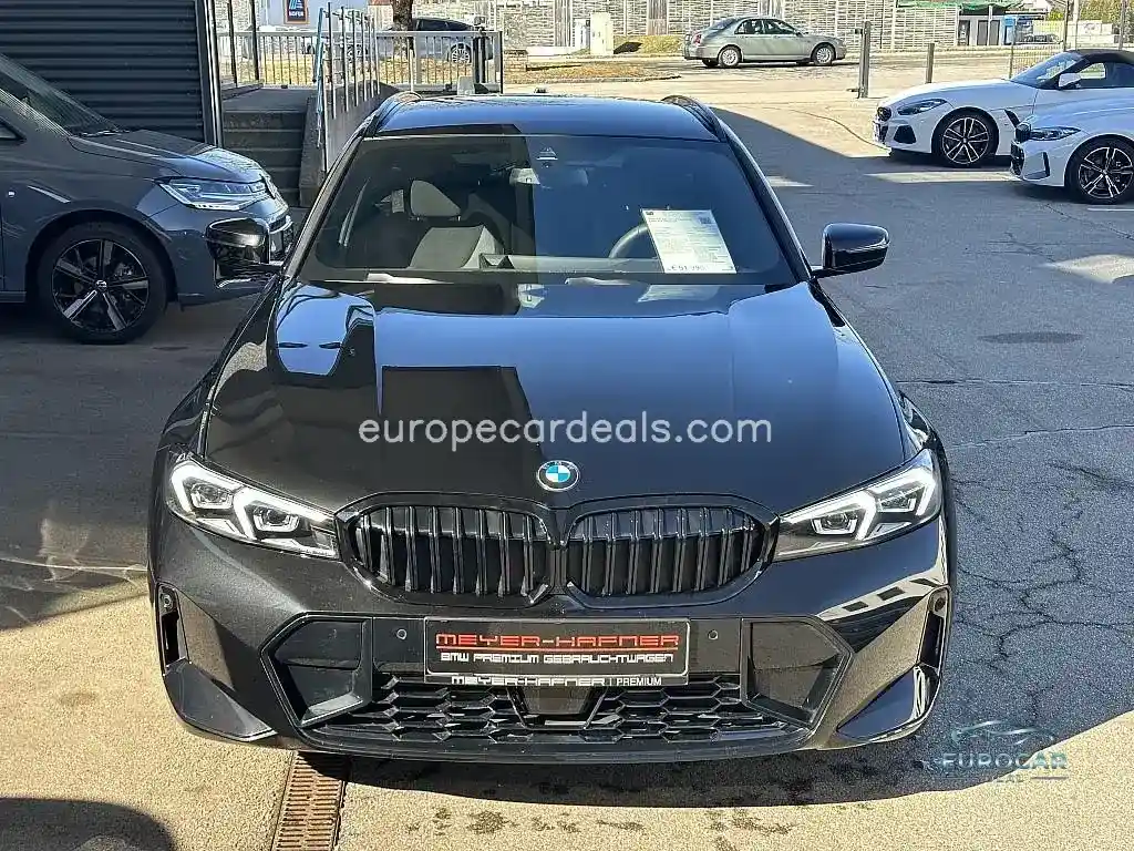 BMW 330
