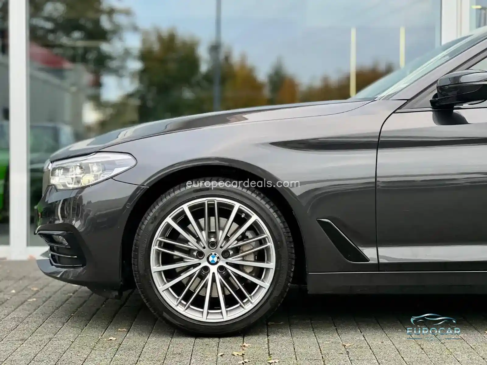 BMW 525