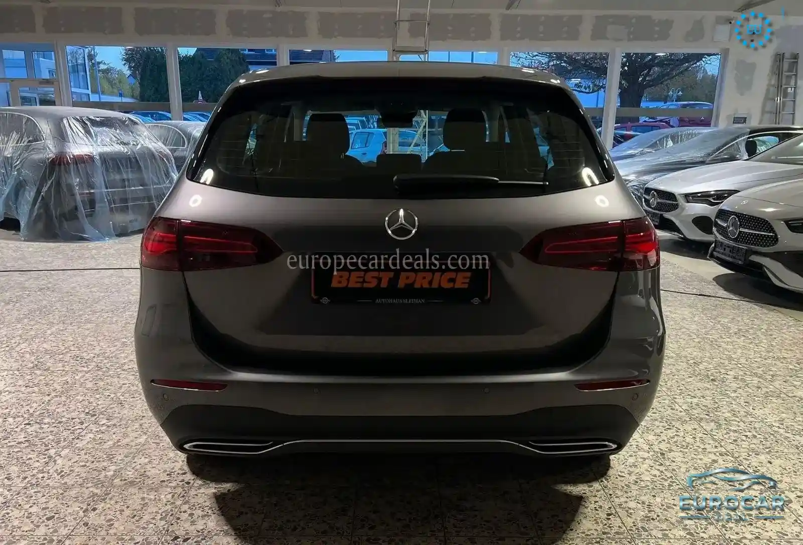Mercedes-Benz B 180