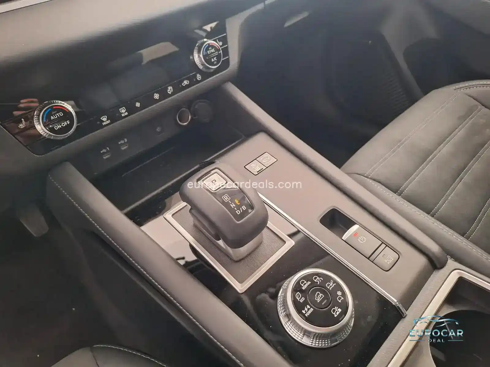 Mitsubishi Plug-in Hybrid Outlander