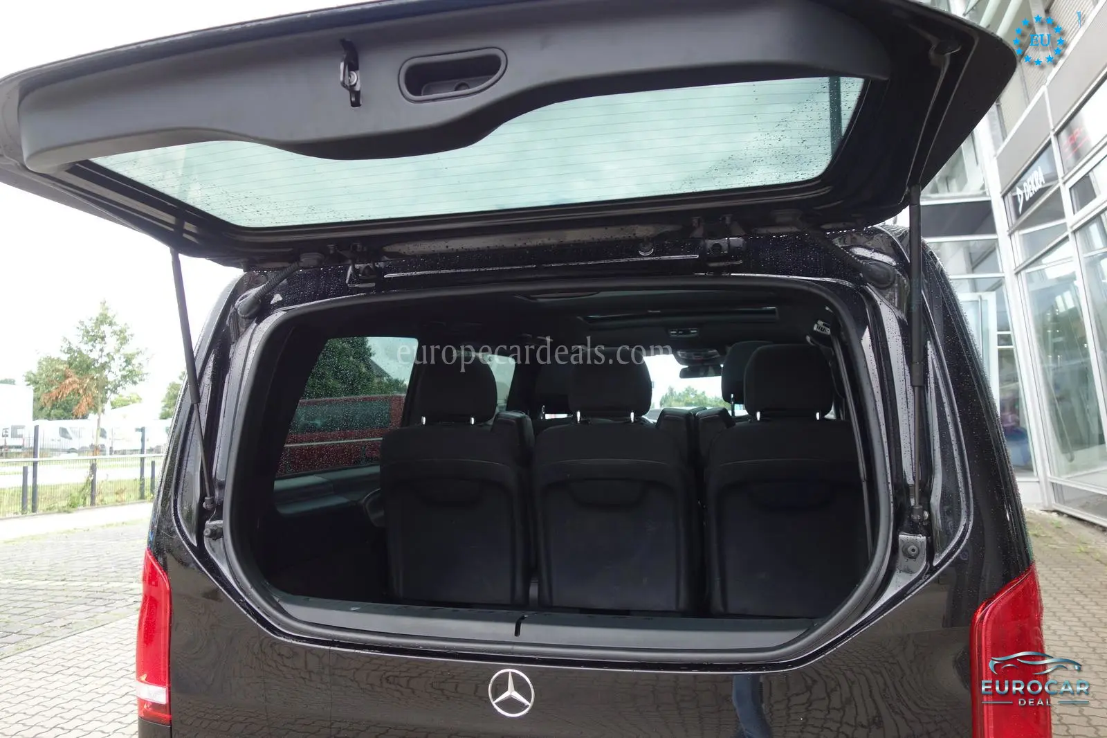 Mercedes-Benz V 220