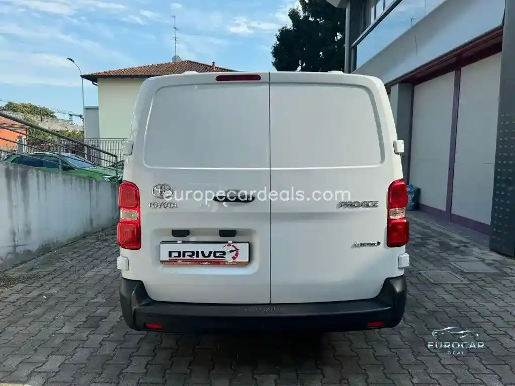 Toyota Proace (Verso)
