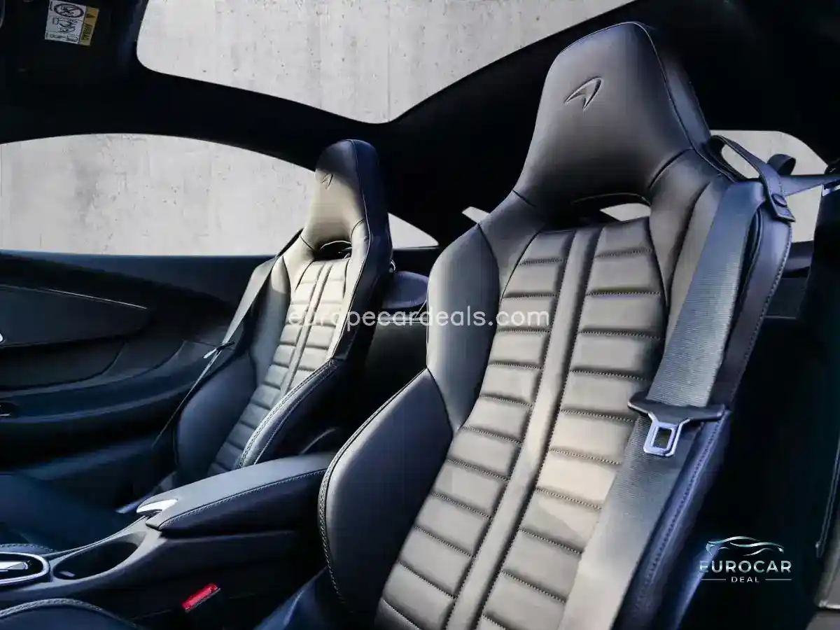 McLaren GTS